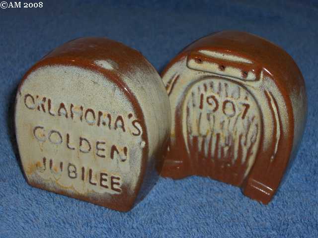 1957 Celebration Horseshoes glazed desert gold