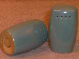 Short Plainsman shakers glazed clayblue