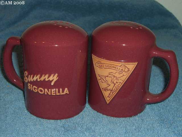 Frankoma Advertising shakers glazed cabernet